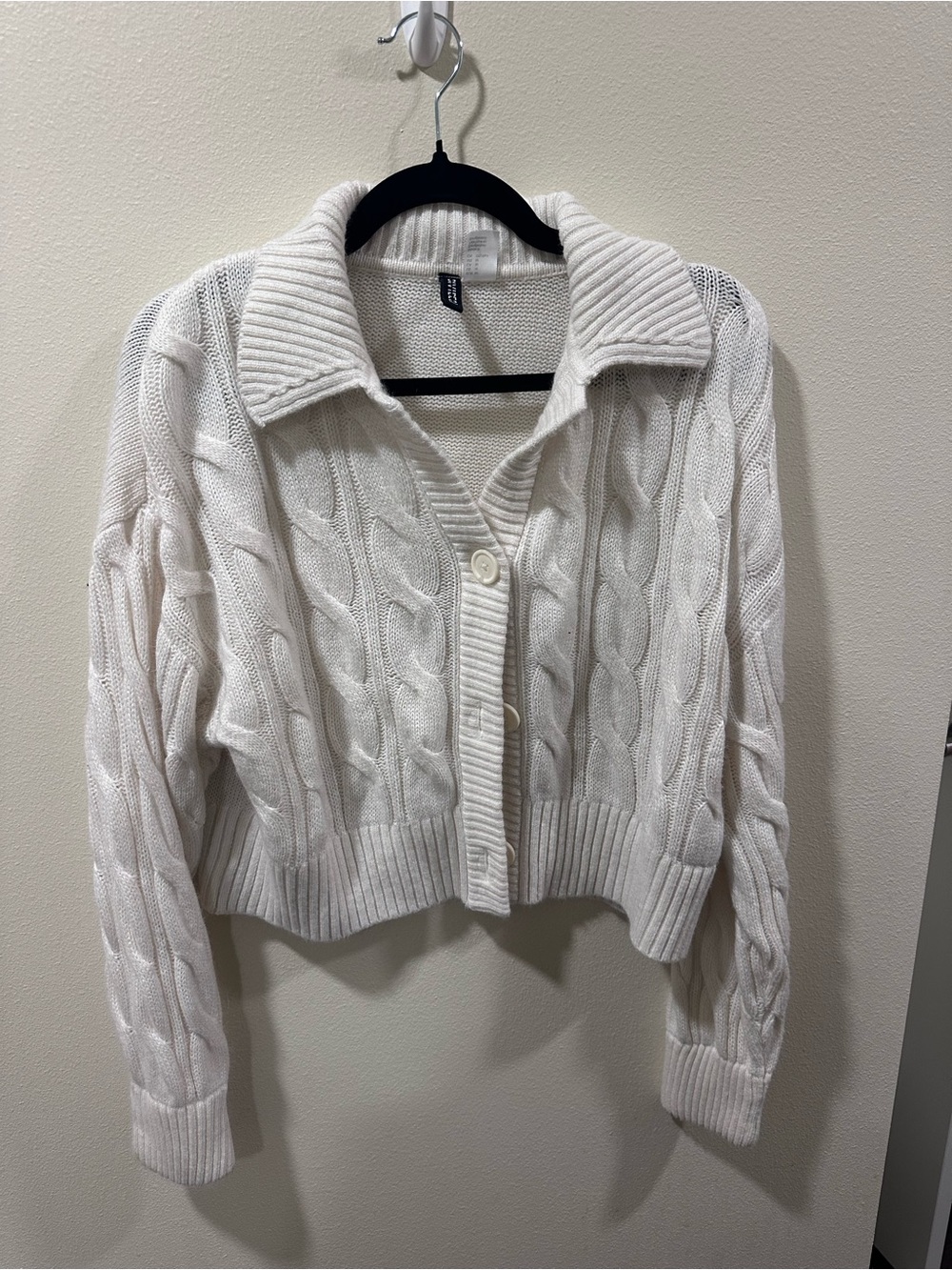 H&M Cream Cable-Knit Cropped Button Cardigan